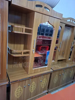 ওয়ার্ড ড্রপ কর্নার ড্রেসিং টেবিল