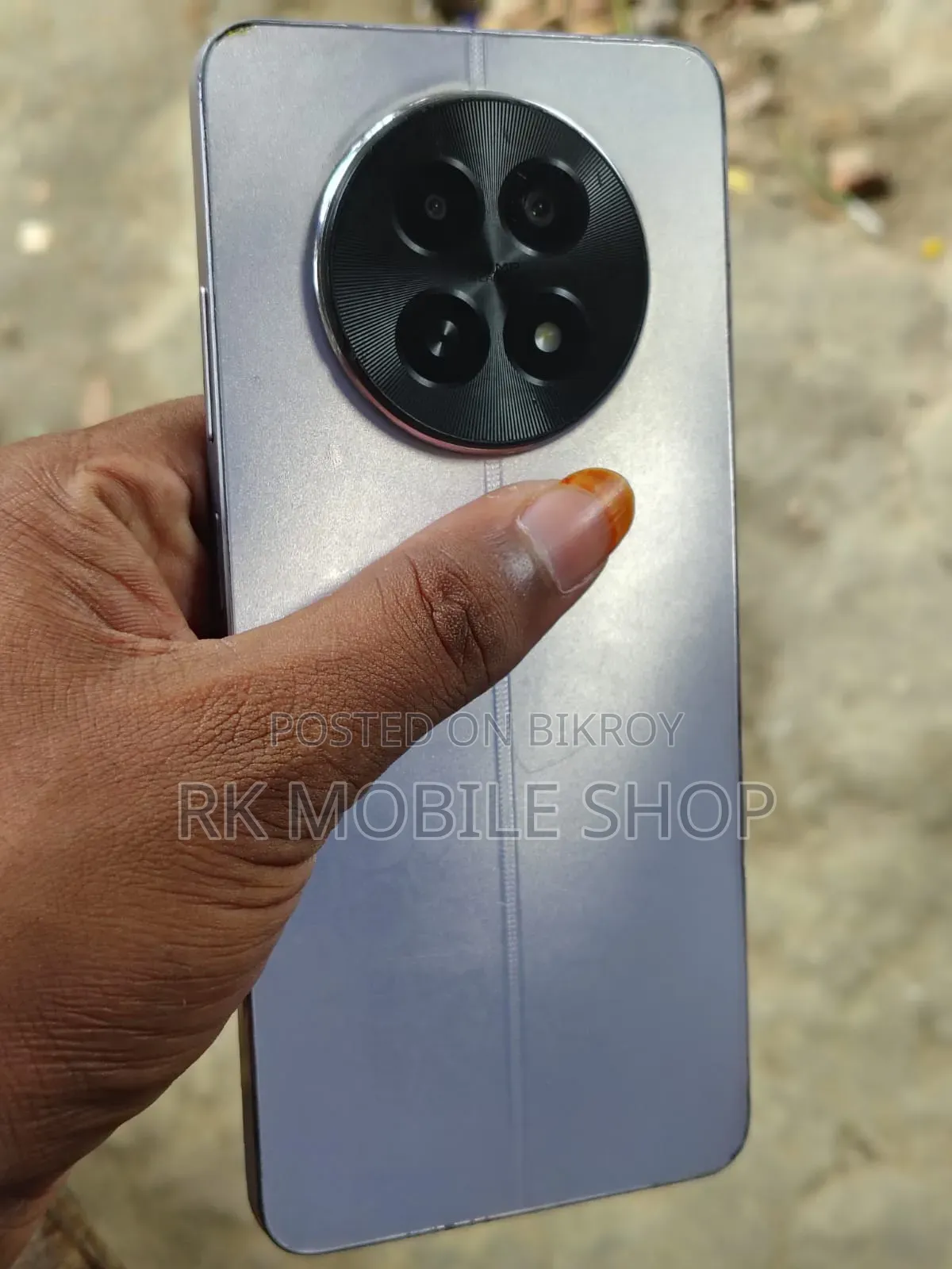 রিয়েলমি ১২ ৫জি ১২৮ জিবি গ্রে