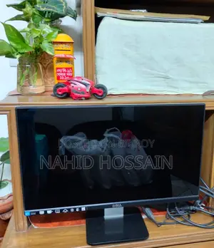 ডেল লেড মনিটর