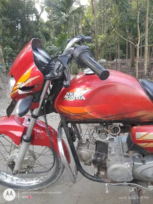 Hero 2015 Red