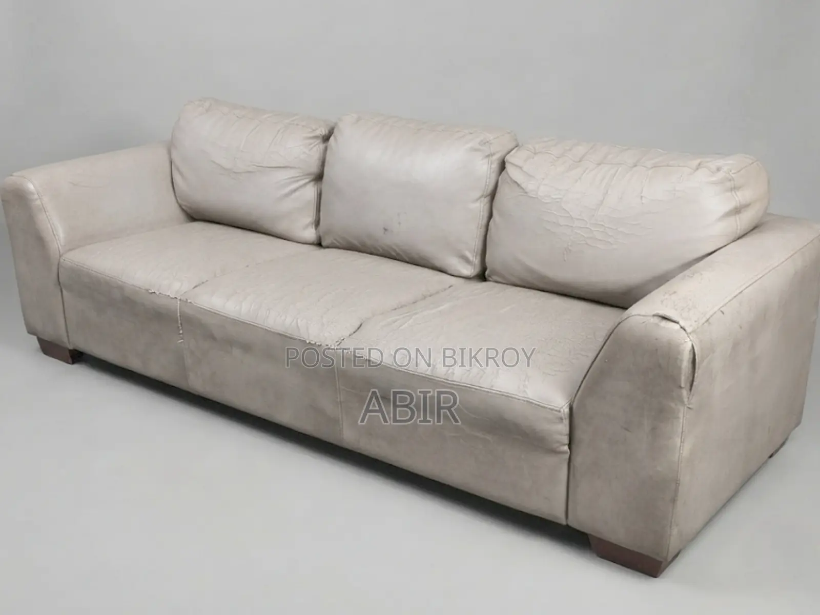 7 feet Big Divan Style Sofa