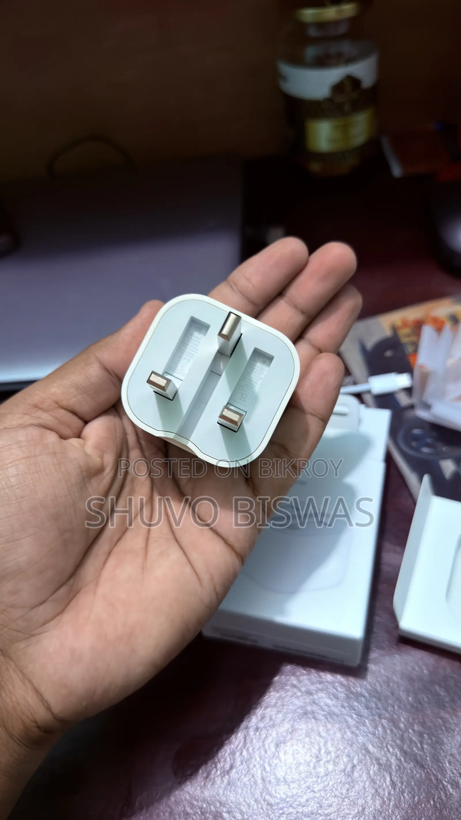 অ্যাপল অরিজিনাল ২০ডব্লিউ ইউএসবি-সি চার্জার (ব্র্যান্ড নিউ) বিক্রয়ের জন্য