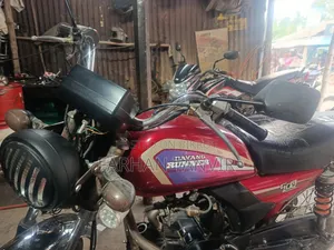 New Dayang DY125T-29M 1996 Red