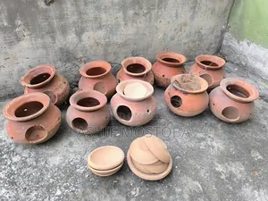 Clay pots for Lovebirds, Java, Budgerigar birds (with lid)