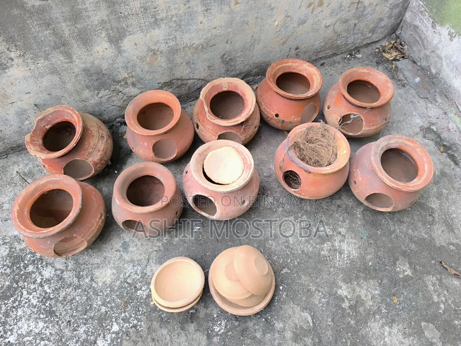 Clay pots for Lovebirds, Java, Budgerigar birds (with lid)
