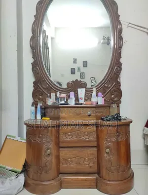 মহোগনি কাঠের ড্রয়িং টেবিল