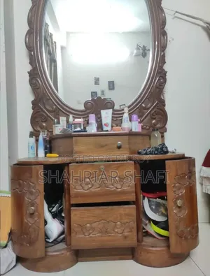 মহোগনি কাঠের ড্রয়িং টেবিল