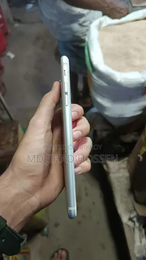অ্যাপল আইফোন ৬ প্লাস ৬৪ জিবি সিলভার