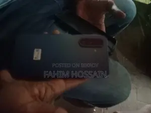 স্যামসাং গ্যালাক্সি এ১৭ ৫জি ২৫৬ জিবি নীল