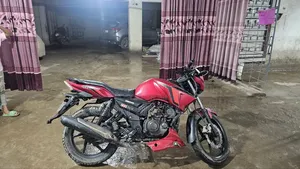 TVS Apache RTR 160 2V 2017 Red