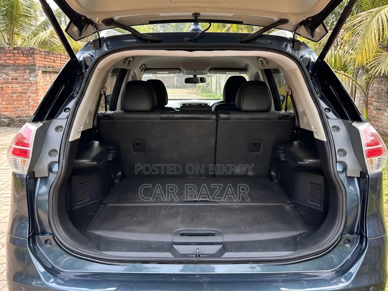 Nissan X-Trail 2.0 Petrol FWD 2014 Green