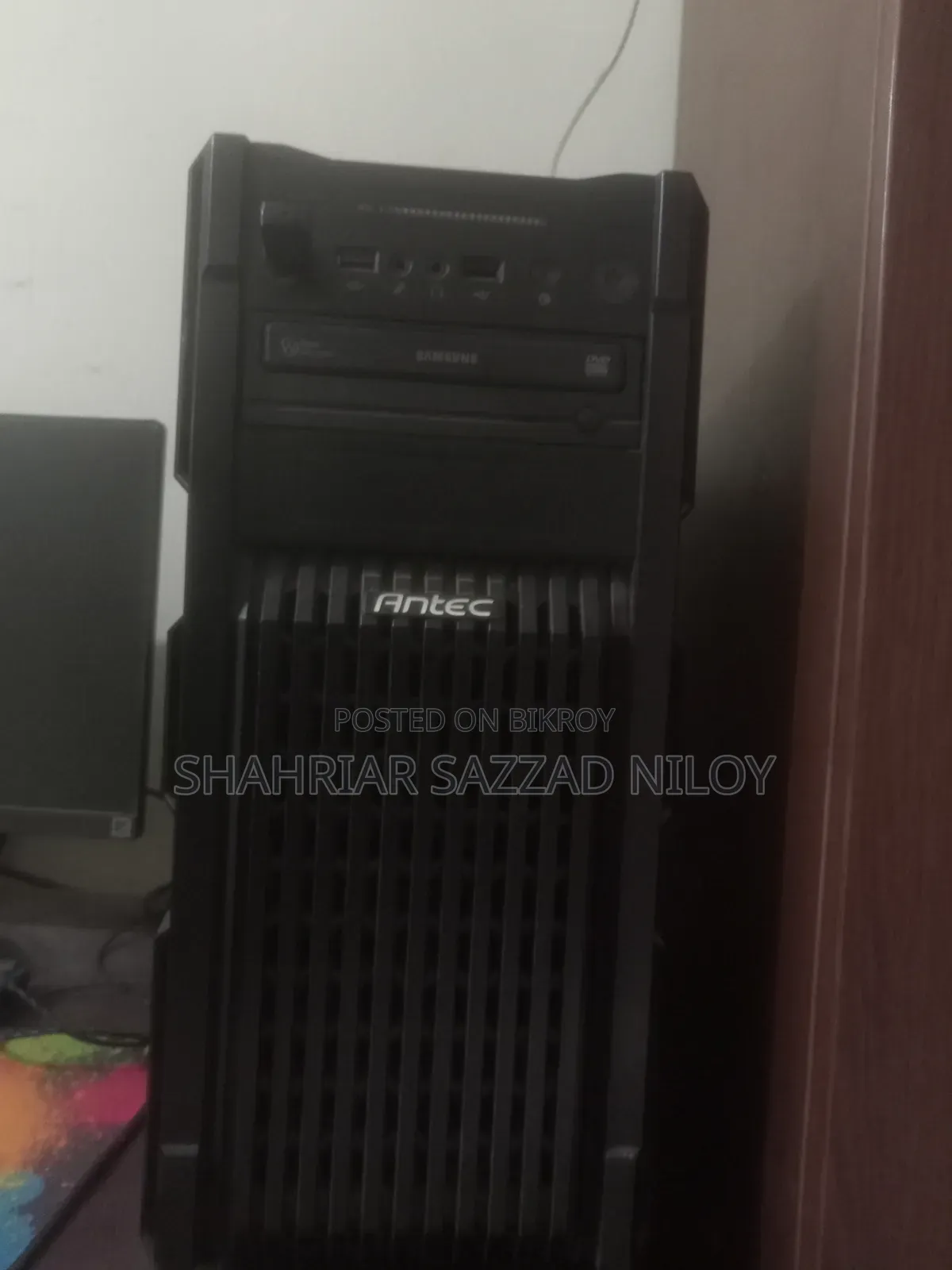Desktop Computer 4GB Intel SSD 128GB