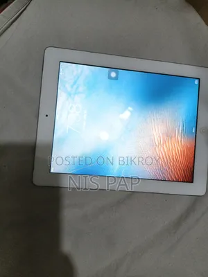 Apple iPad Wi-Fi 16 GB White