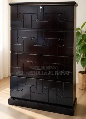 ওয়ারড্রব ওয়ারড্রব