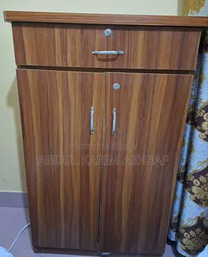 Wardrobe / Almirah