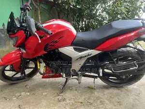 TVS Apache RTR 160 4V 2022 Red