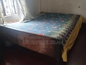 একটি খাট বিক্রয় হবে