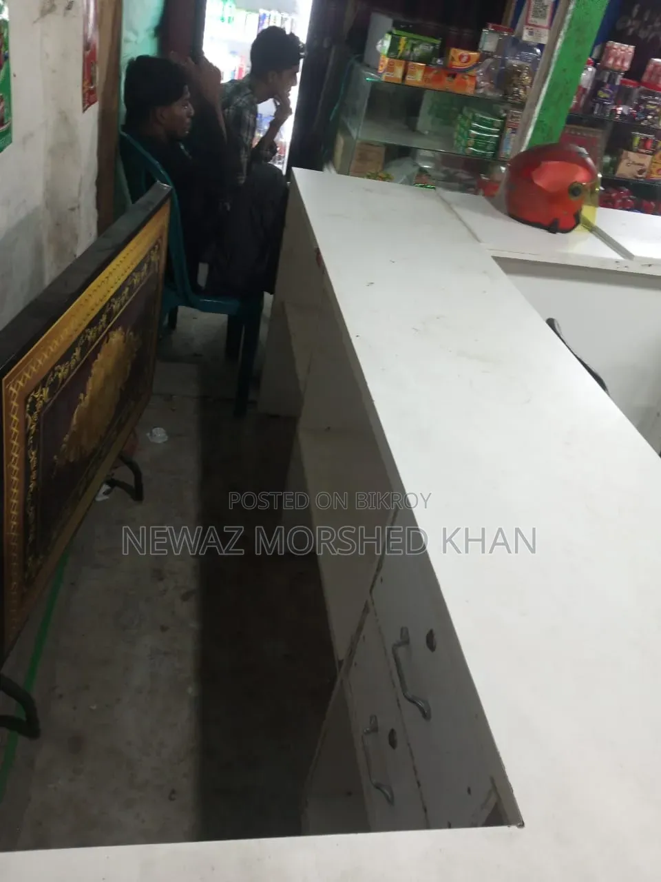 Shop Desk With Cash Counter