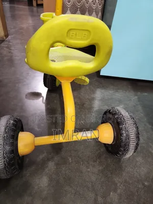 বাচ্চাদের ৩ চাকার গাড়ি