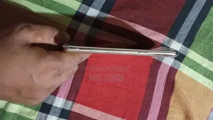 স্যামসাং গ্যালাক্সি জে২ ৮ জিবি গোল্ড