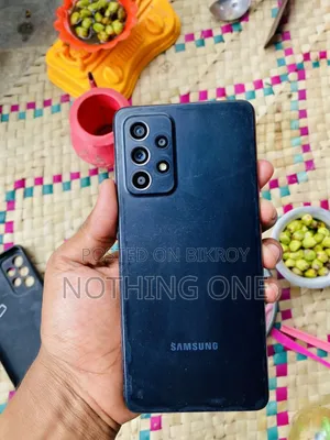 স্যামসাং গ্যালাক্সি এ৫২এস ৫জি ১২৮ জিবি ব্ল্যাক