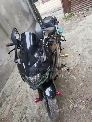 সুজুকি গিক্সার ২০২৪ ব্ল্যাক