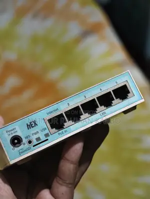 Mikrotik hEX RB750Gr3 5-Port Router