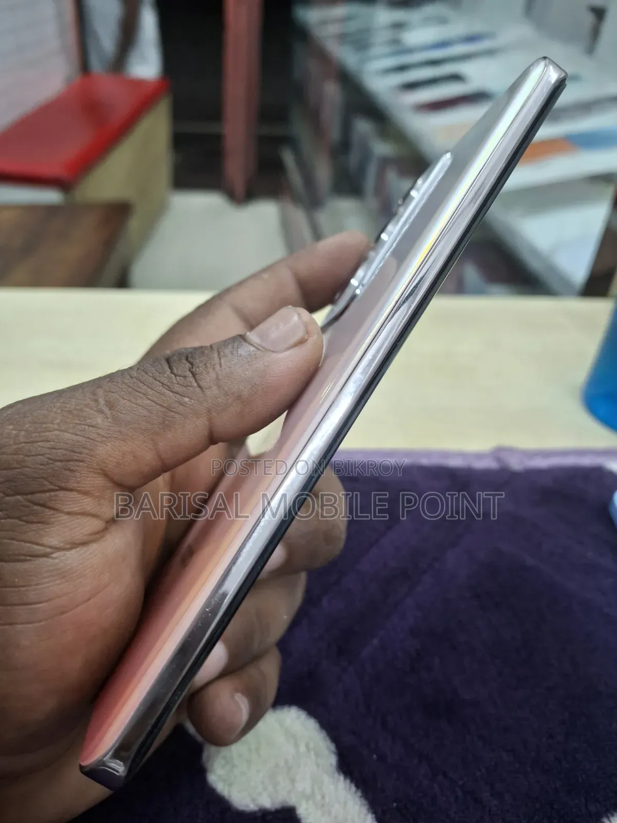 নিউ অপ্পো রেনো ১২ ৫জি ২৫৬ জিবি হোয়াইট