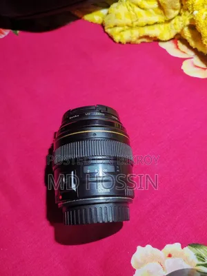 Canon Camera M50
