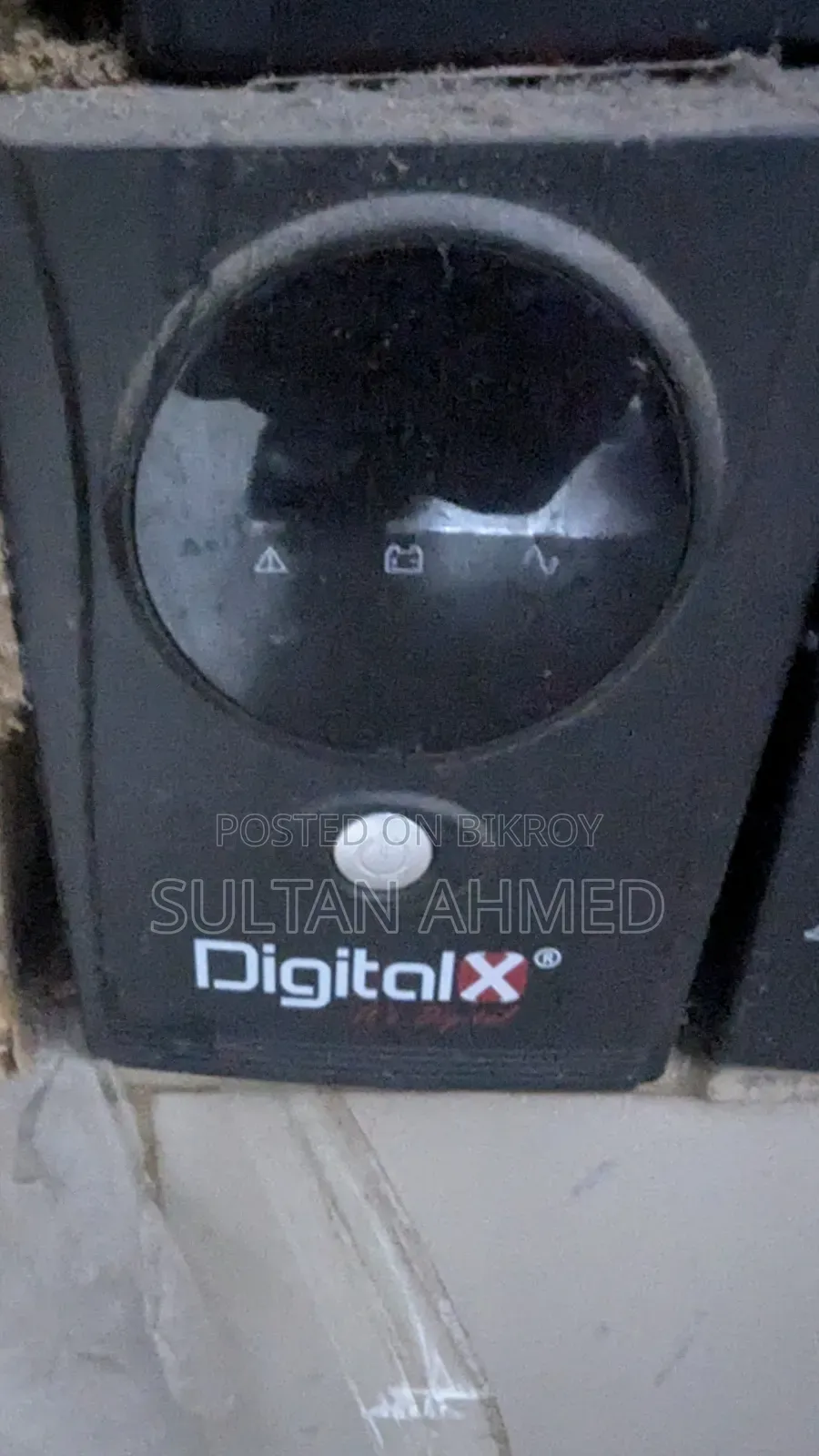 UPS 650VA.