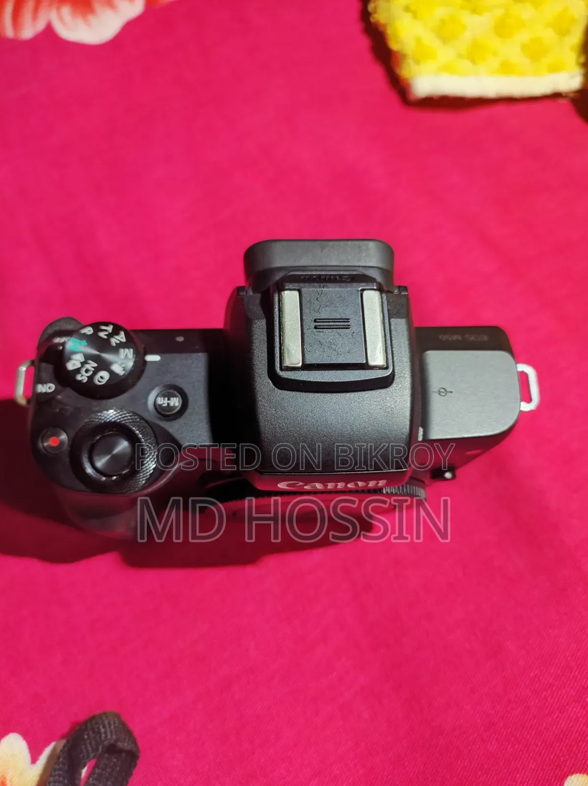 Canon Camera M50