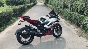 Yamaha R1 2017 White