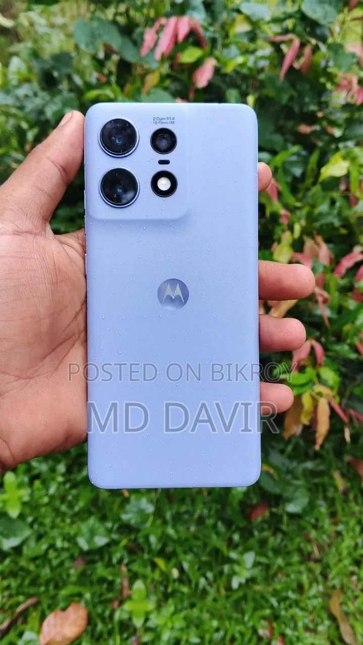 মোটর চলা এজ ৫০ প্রো ২৫৬ জিবি