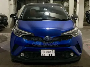 Toyota C-HR 2017 Blue