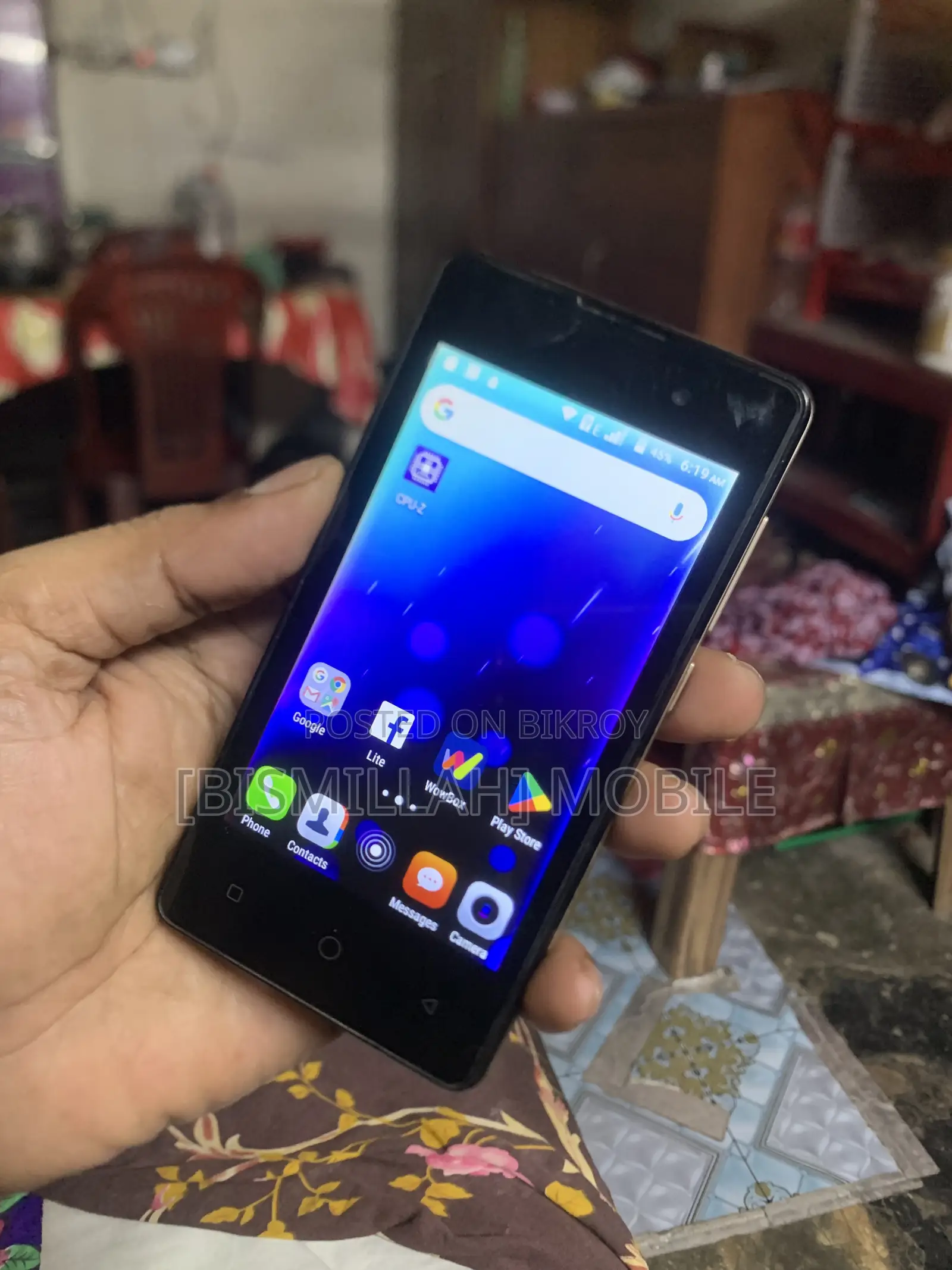 Itel 8 GB Gold
