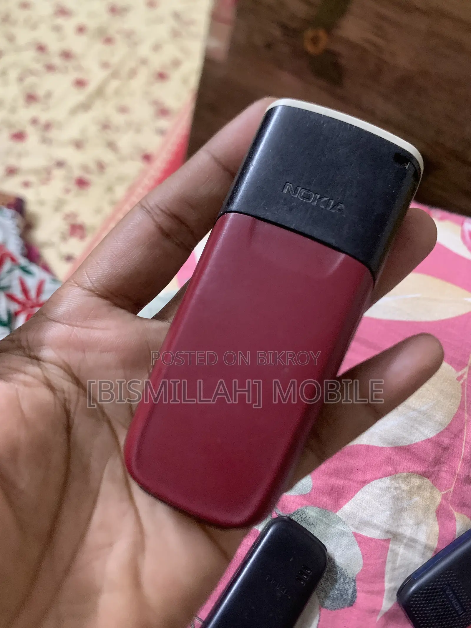 নোকিয়া ১৬৫০ লাল