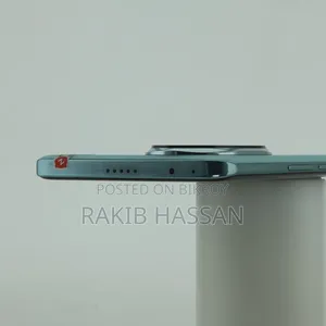 অনার ২০০ প্রো ২৫৬ জিবি নীল