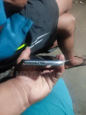 Apple iPhone X 64 GB Black