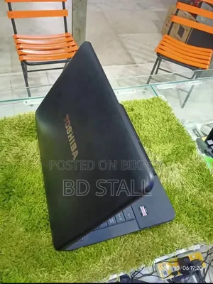 Laptop Toshiba 4GB AMD HDD 320GB