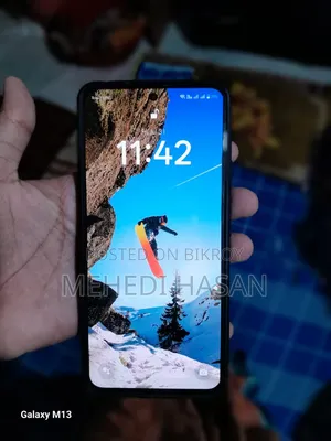 Realme 12+ 128 GB Black