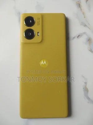 Motorola Moto G85 256 GB Yellow
