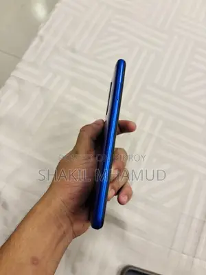 মোবাইল ফোন ১২৮ জিবি সবুজ