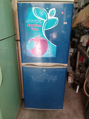 Walton Fridge 12 Cubic Feet
