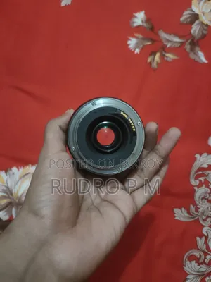 ক্যামেরা লেন্স