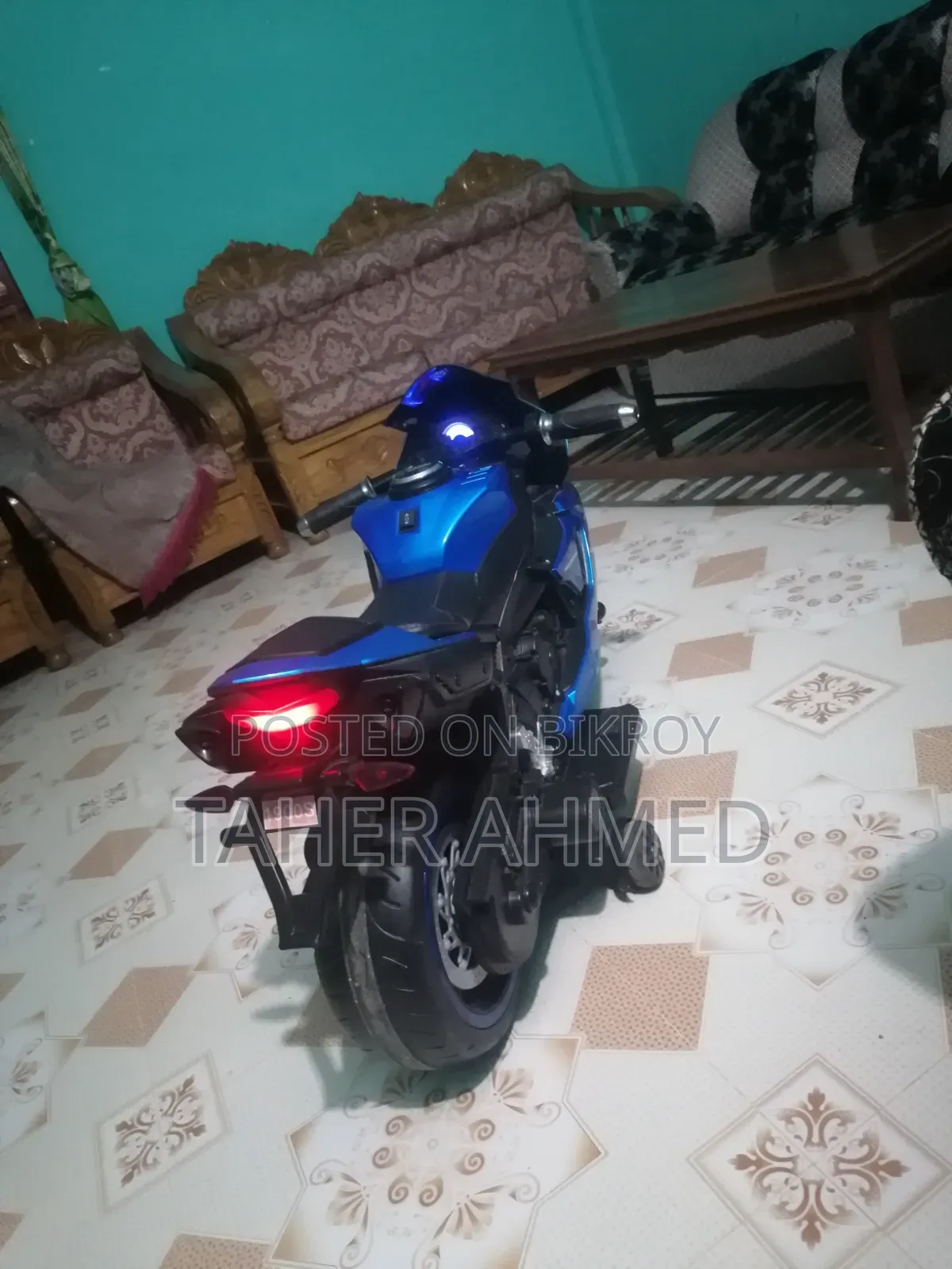 বাচ্চাদের ইলেকট্রিক বাইক