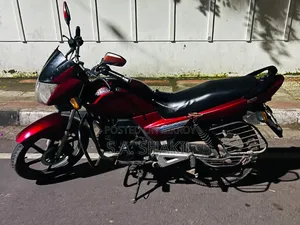 রানার বুলেট ১০০ ২০১৬ লাল
