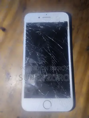 অ্যাপল আইফোন ৭ ৩২ জিবি সিলভার
