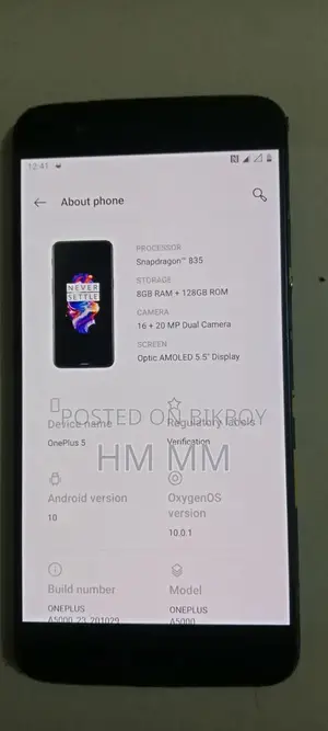 ওয়ানপ্লাস ৫ ১২৮ জিবি ব্ল্যাক