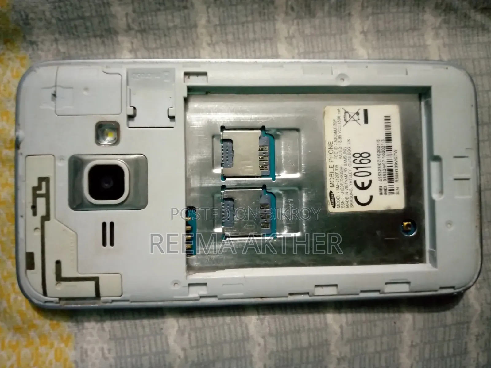 স্যামসাং গ্যালাক্সি জে১ ৮ জিবি গোল্ড