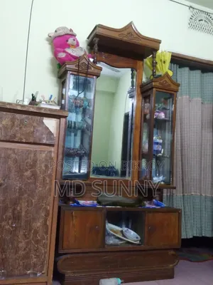 কাটার ড্রেসিং টেবিল
